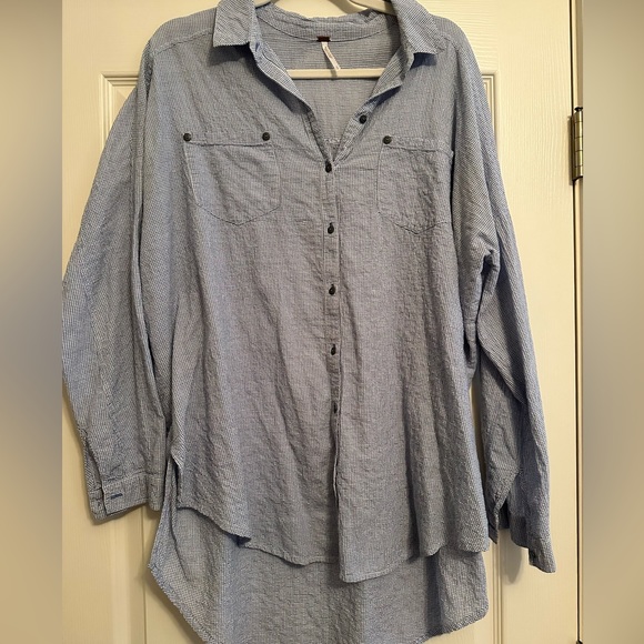 Free people over sized button up - Picture 1 of 3